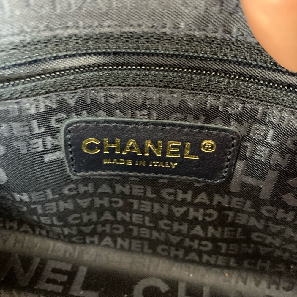 🚫SOLD🚫Chanel Around Suede Boston Bag - Picture 9 of 10
